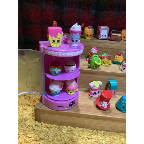 Shopkins Season 3 Three & Display Cabinet Lot 36 Of Figures Moose Toys Animated - Picture 2 of 12